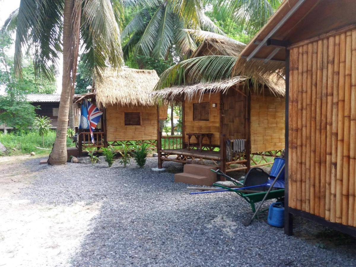 Seacroft Bamboo Village Hinkong Bagian luar foto